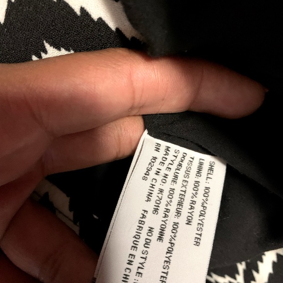 Black & White Blazer zip jacket 🖤🤍 (3 ways to style and wear) - Picture 7 of 7